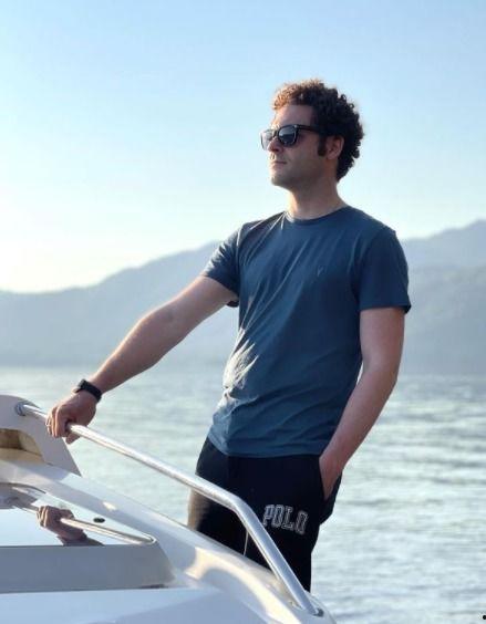 娱乐吃瓜酱俄罗斯帅哥,娱乐吃瓜酱带你领略异国风情魅力